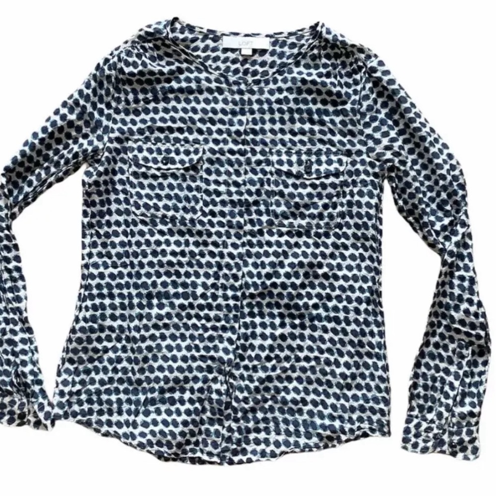Loft Women’s Size XS Cream And Blue Polka Dot Button Up Career Blouse Top